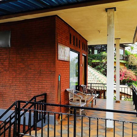 Dajan Buyan Homestay Bedugul  Exteriör bild