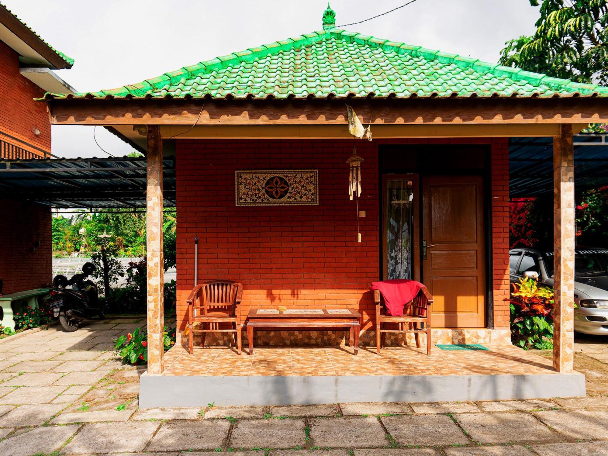 Dajan Buyan Homestay Bedugul  Exteriör bild